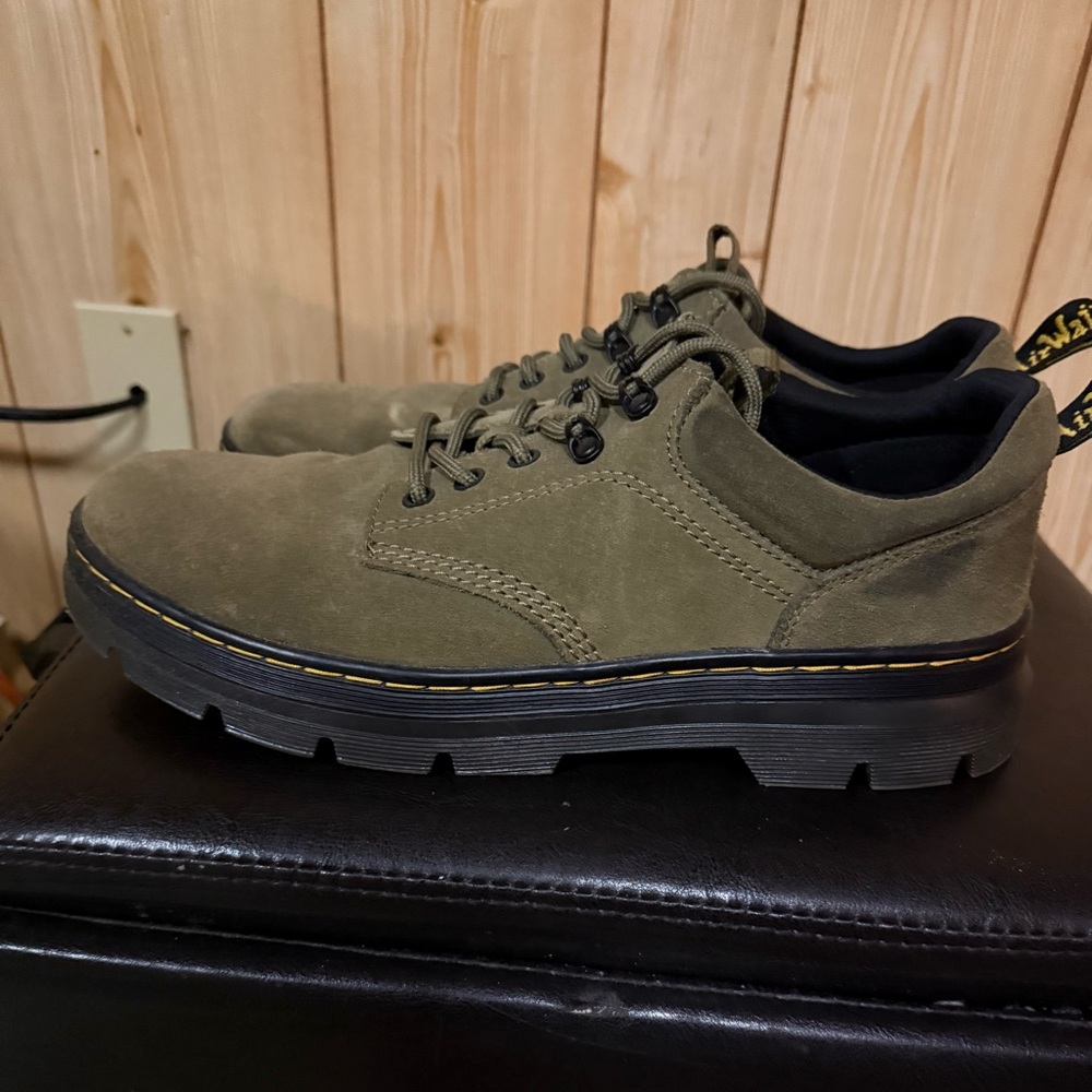 Dr Martens Reeder Suede Shoes - Picture 3 of 7